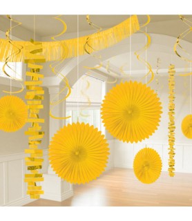 Yellow Deluxe Room Decorating Kit (18pc)