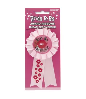 Bachelorette 'Kiss Me I'm Single' Award Ribbon (1ct)